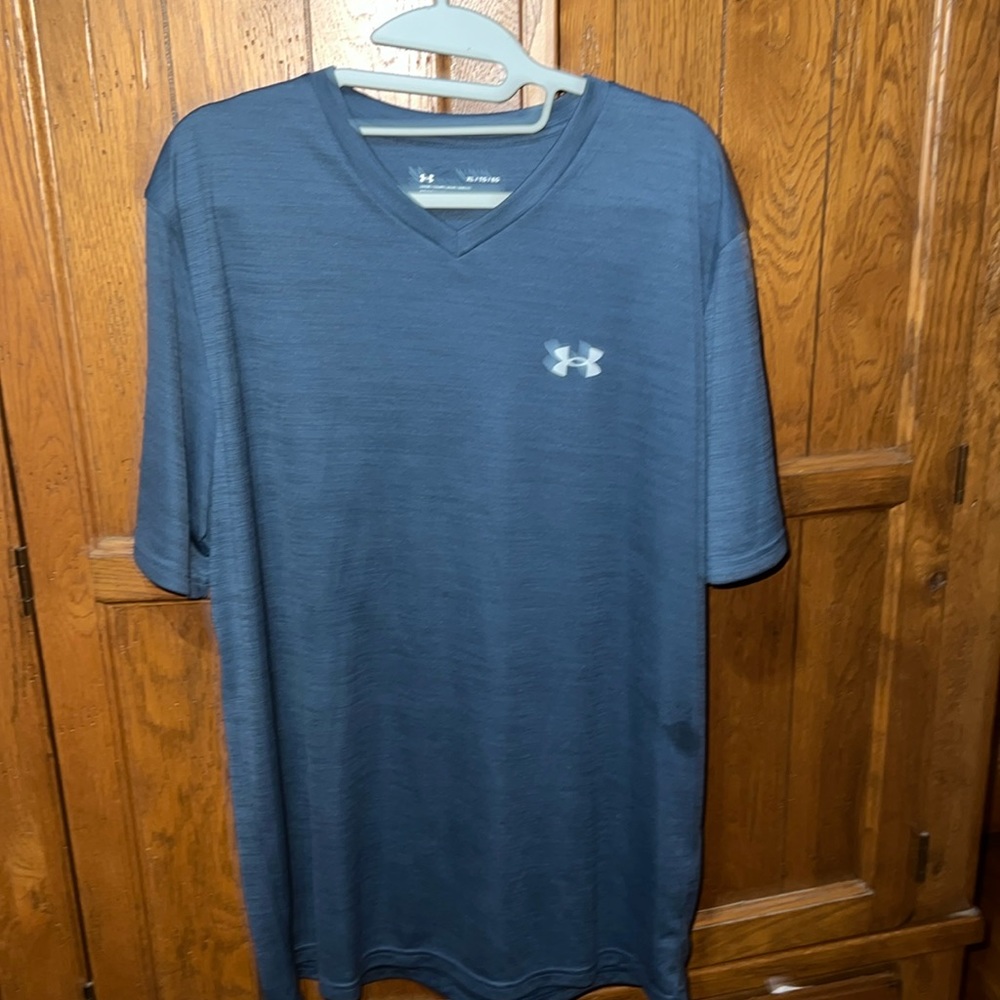 Under Armour V neck
